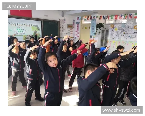 《燃烧的赛道:一个年轻运动员的奋斗与荣耀之路》 《燃烧的赛道:一个年轻运动员的奋斗与荣耀之路》